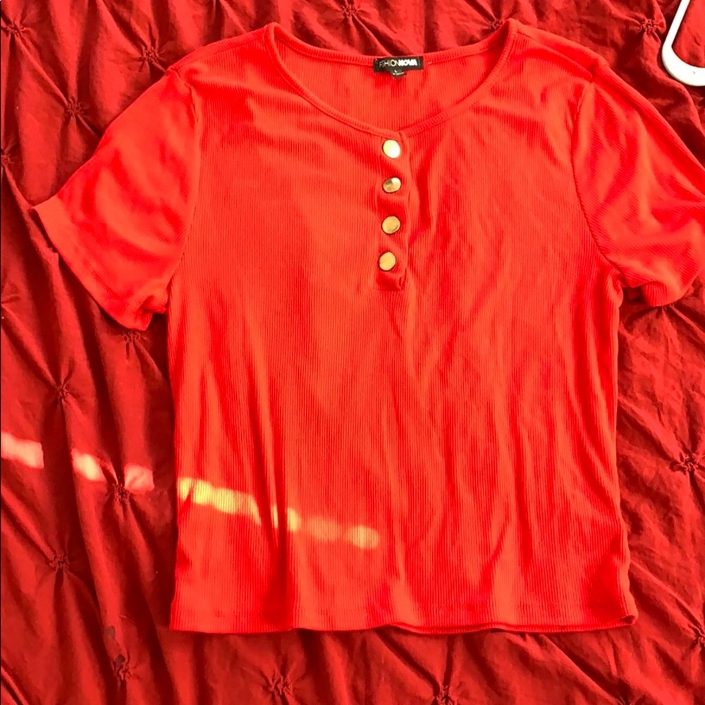 Women’s shirt